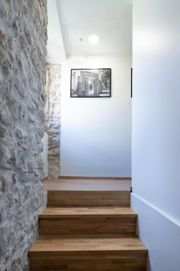 Apartments Rose Cres Εξωτερικό φωτογραφία